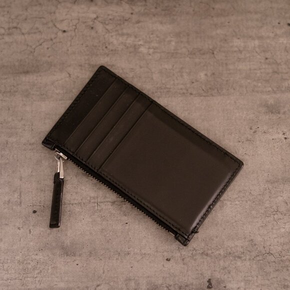 Gucci Guccissima Wallet with Zipper in Black - Picture 3 of 4